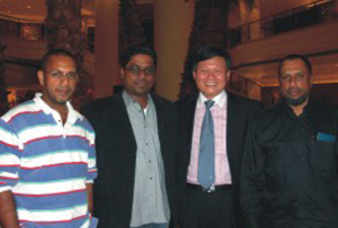 全塑軟管擠出制管機(jī),復(fù)合軟管制管機(jī),鋁塑復(fù)合制管機(jī),旋蓋機(jī),注肩機(jī),高速軟管注肩機(jī),全自動(dòng)注肩機(jī),鋁管灌裝封尾機(jī),鋁管灌裝封尾機(jī)廠家,灌裝封尾機(jī),化妝品灌裝封尾機(jī),灌裝封尾機(jī)廠家,全自動(dòng)灌裝封尾機(jī),軟管灌裝封尾機(jī),牙膏灌裝封尾機(jī),真空均質(zhì)乳化機(jī),真空制膏機(jī)